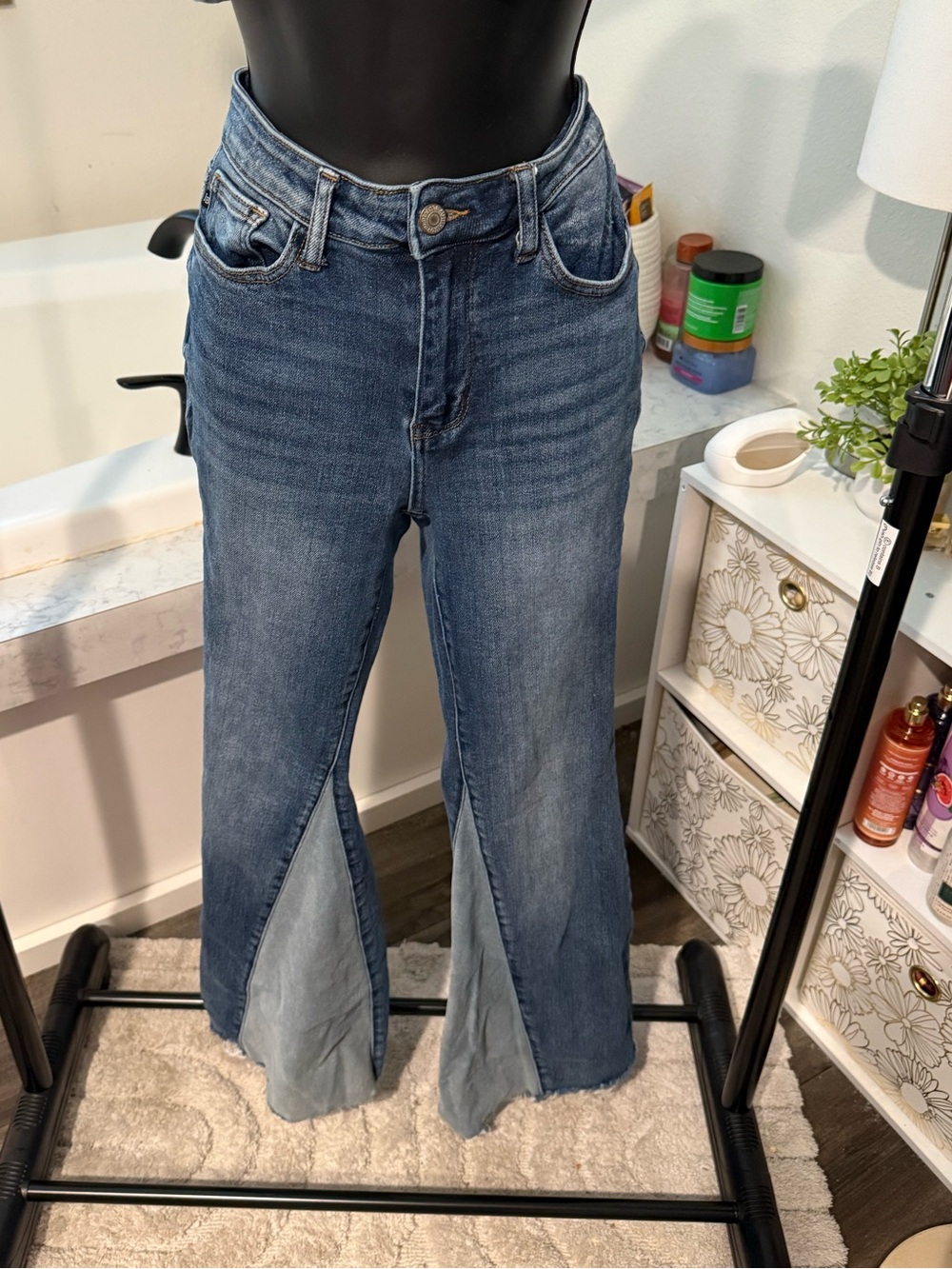 Judy Blue Flare Jeans – Size 5/27
